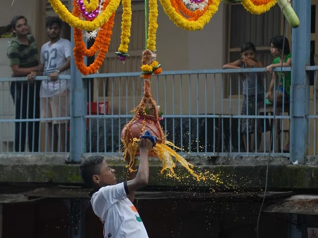Dahi Handi, Maharashtra
Indian sports festivals