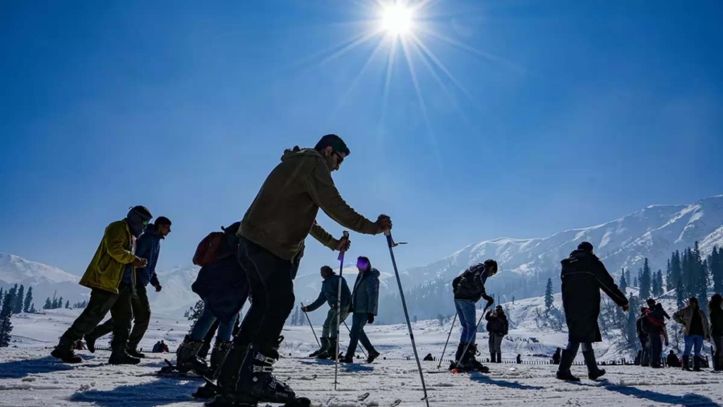 Khelo India Winter Games 2024: Leh Leg Wraps Up, Gulmarg Gears Up! Ski Mountaineering