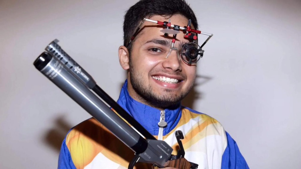 At the WSPS Para Shooting World Cup, Manish Narwal claimed two silver medals, Avani Lekhara finished fifth in the R8 Women's 50m Rifle.