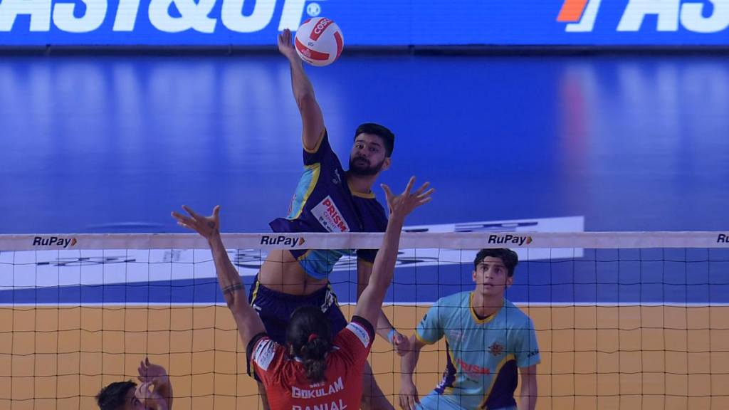 Delhi Toofans stage a thrilling comeback against Calicut Heroes in the Prime Volleyball League (PVL) 2024. 