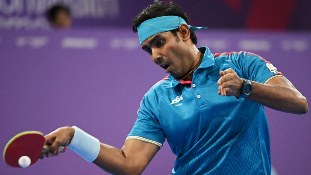 41-year-old Indian table tennis legend Sharath Kamal stuns again at Singapore Smash 2024! Upsets Omar Assar to reach quarterfinals.
