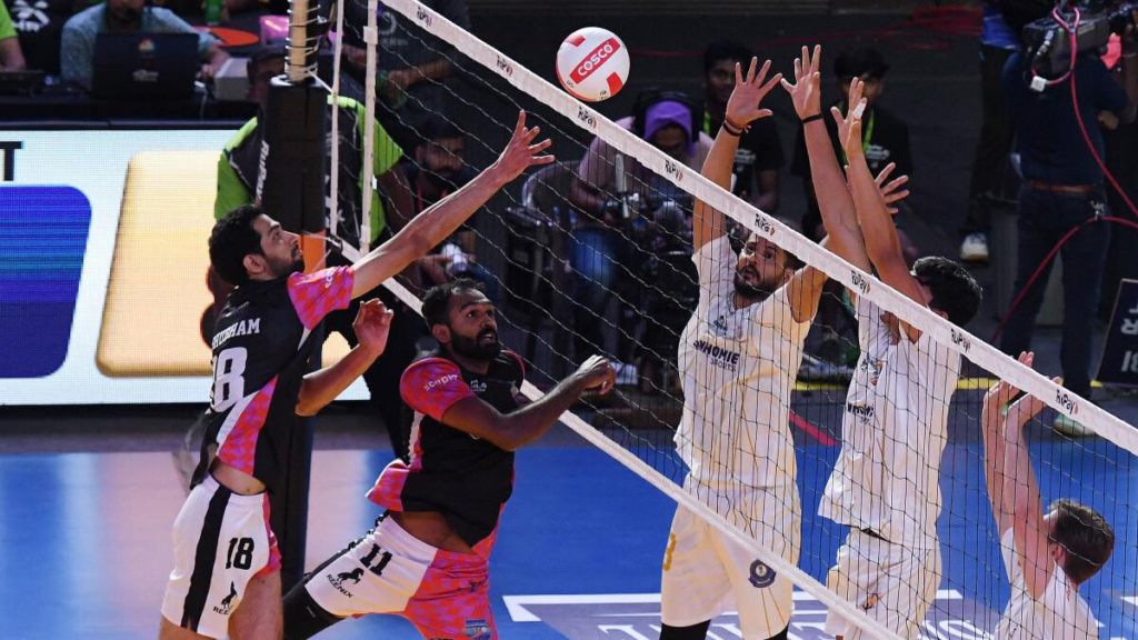 Late bloomer Shubham Chaudhary shines for Mumbai Meteors in PVL 2024!  From a focus on fitness to leadership on the court, read about it all.