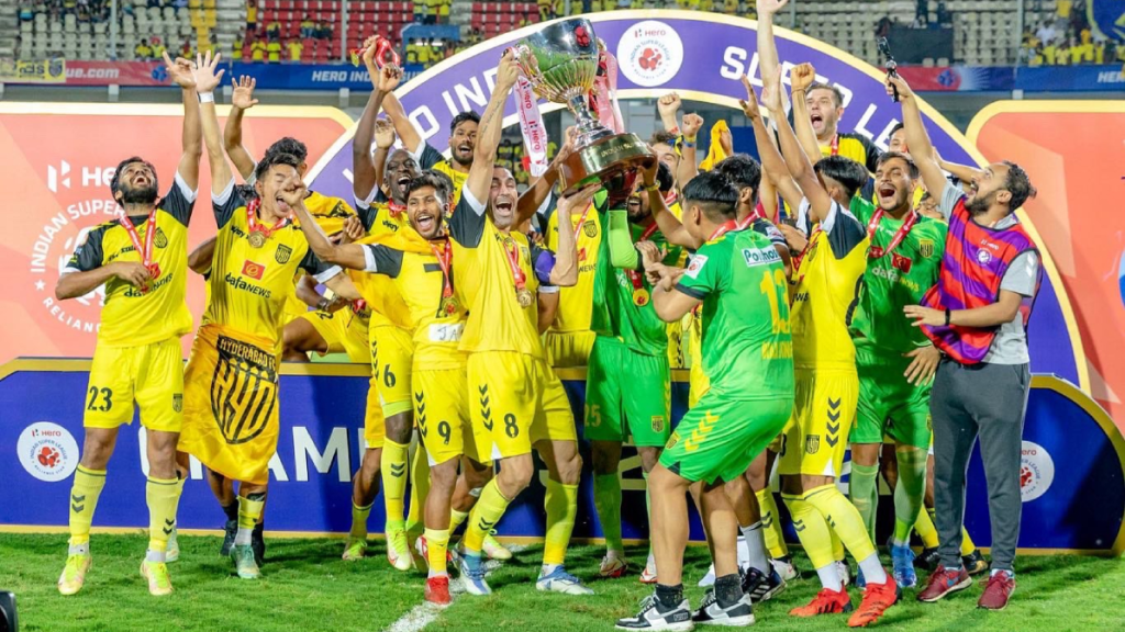 Just got into football and wondering how many teams will qualify for playoffs in ISL? Find out by reading this article! 