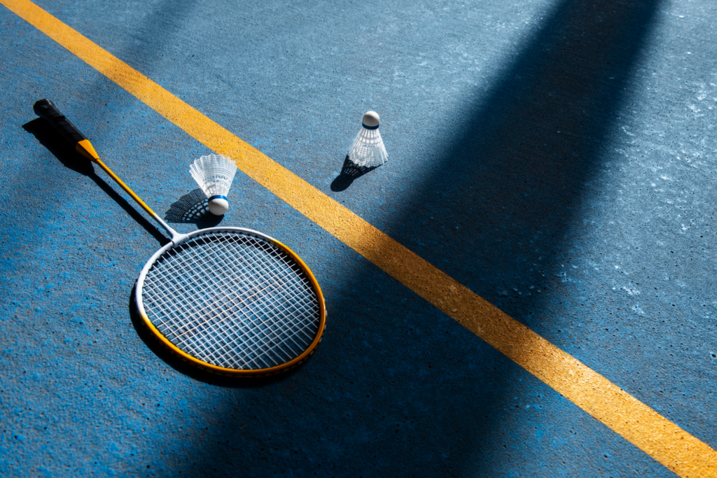 This guide breaks down everything you need to know about selecting the right badminton racket for your skill level, playing style, and budget