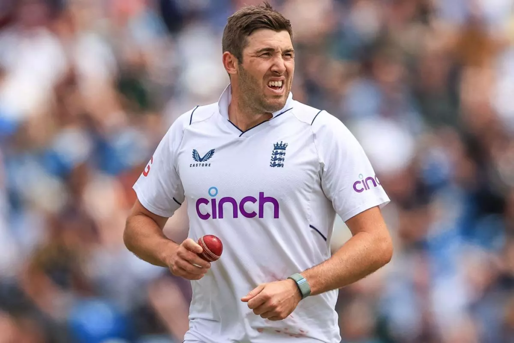 England’s fast bowler Jamie Overton has been ruled out of the summer Test series due to a stress fracture in his back.